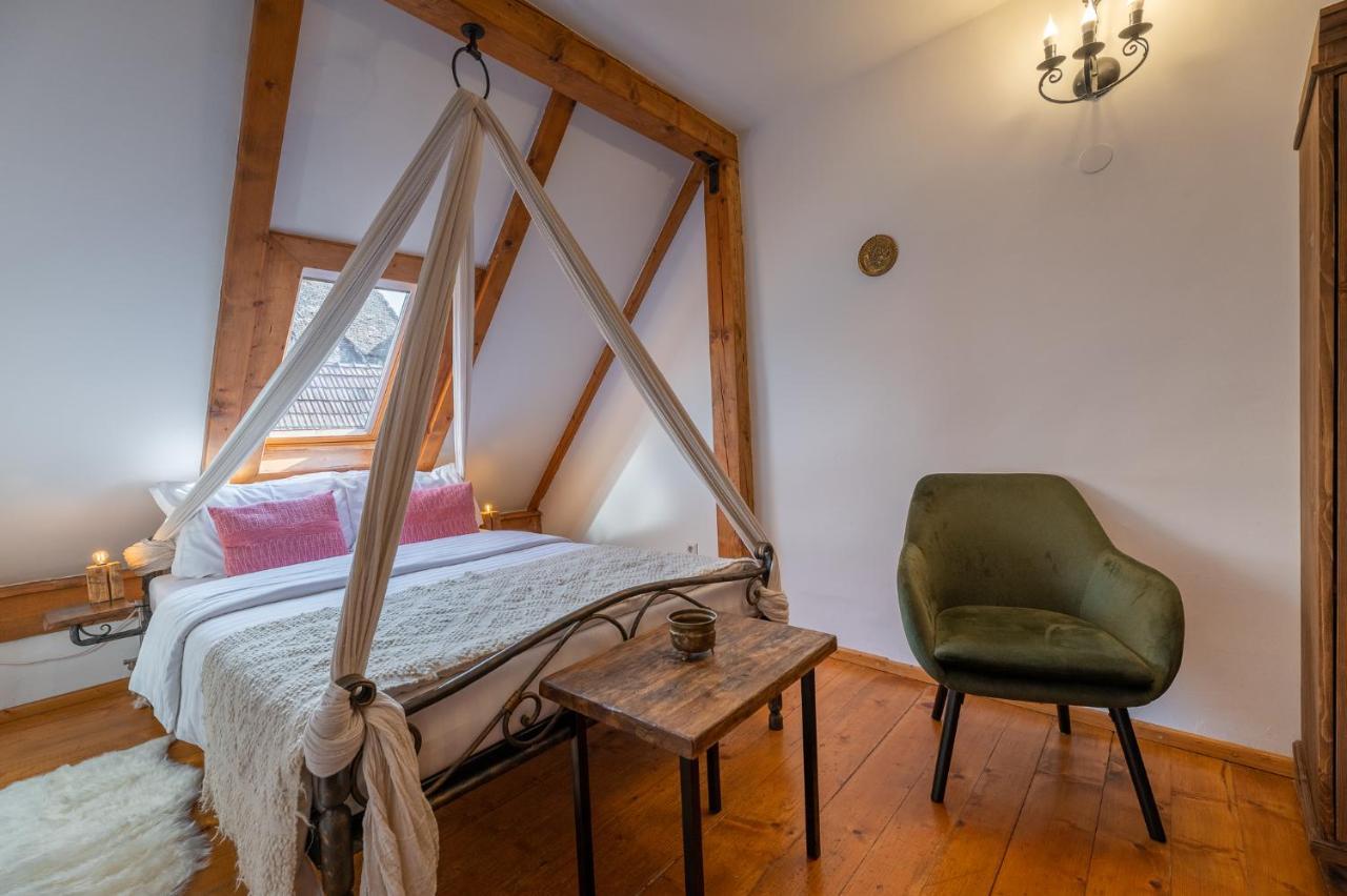 Boutique Hotel Von Graf ซิวิโชอารา ภายนอก รูปภาพ