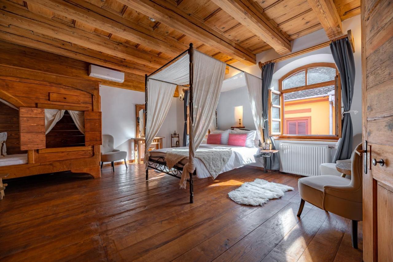 Boutique Hotel Von Graf ซิวิโชอารา ภายนอก รูปภาพ